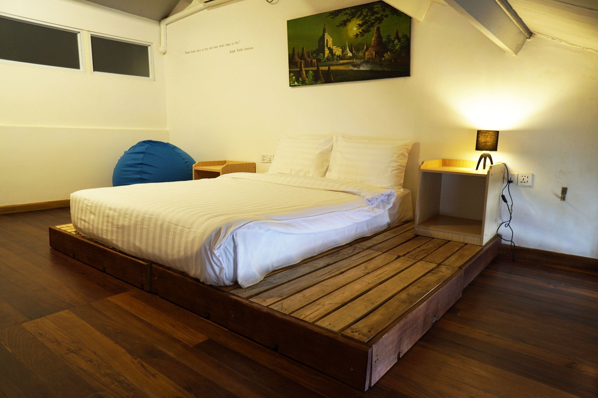 Baobabed Hostel Yangon, Myanmar Bagian luar foto