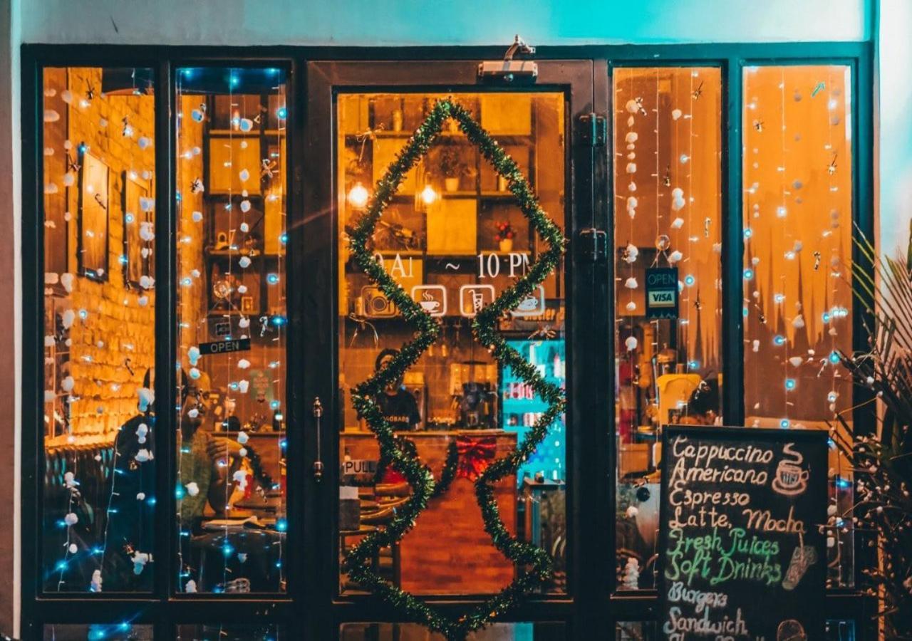 Baobabed Hostel Yangon, Myanmar Bagian luar foto